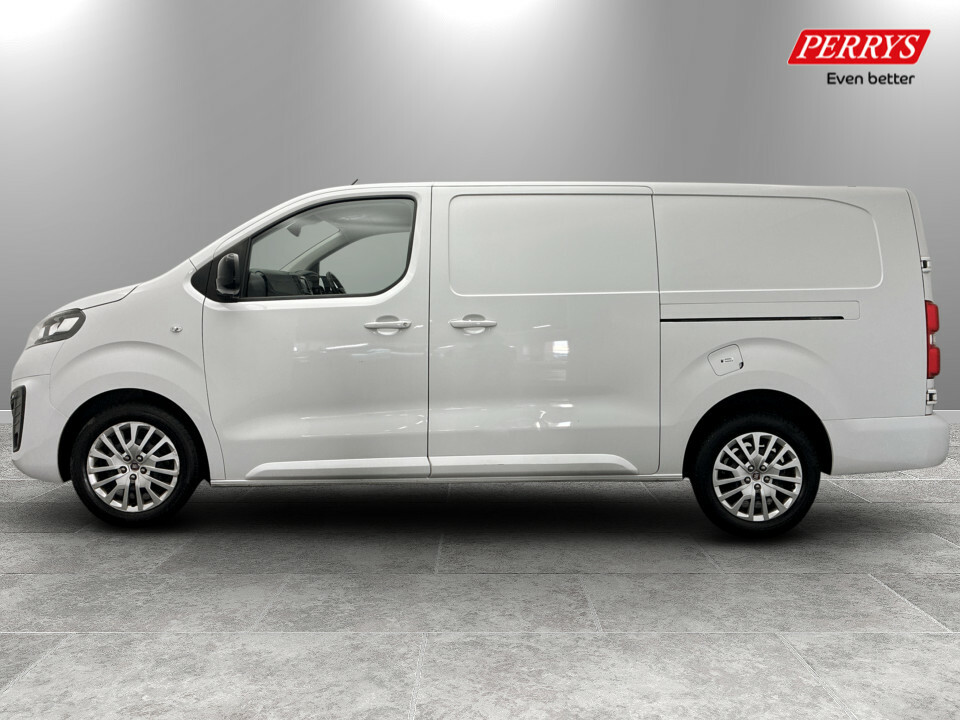 Fiat Scudo 1.5 Bluehdi 100 Primo Van White #4