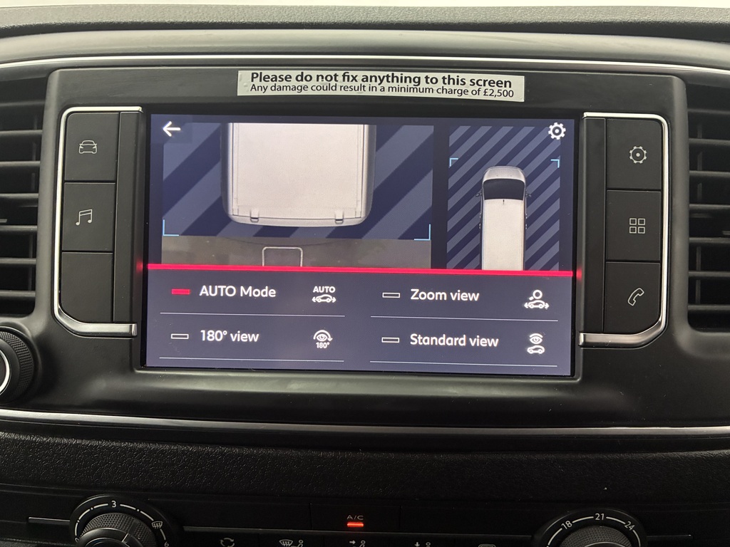 Fiat Scudo 1.5 Bluehdi 100 Primo Van White
