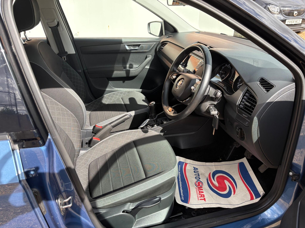 Skoda Fabia 1.0 Tsi Colour Edition Euro 6 Ss  #2
