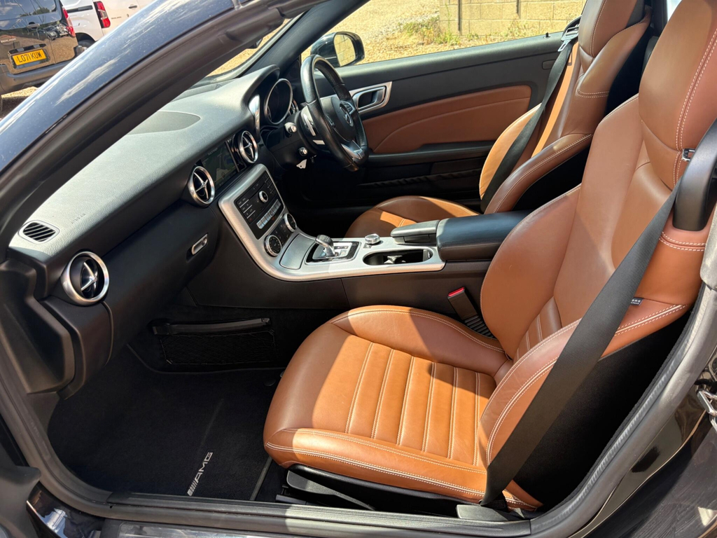 Mercedes-Benz SLC Slc 250 D Amg Line Black #28