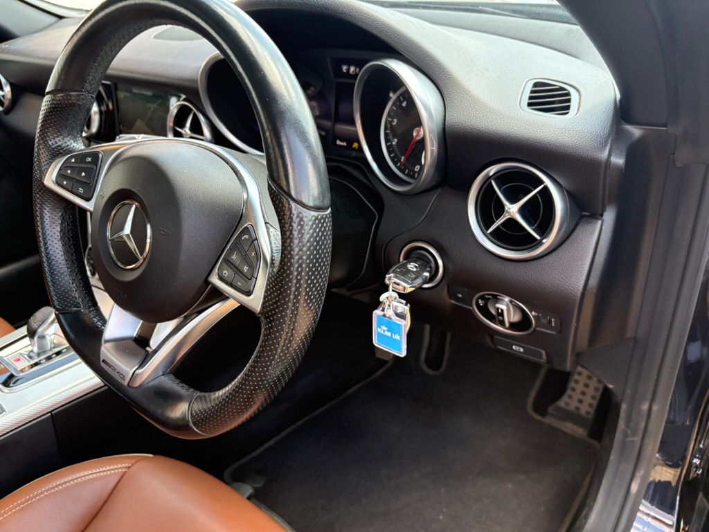 Mercedes-Benz SLC Slc 250 D Amg Line Black #26