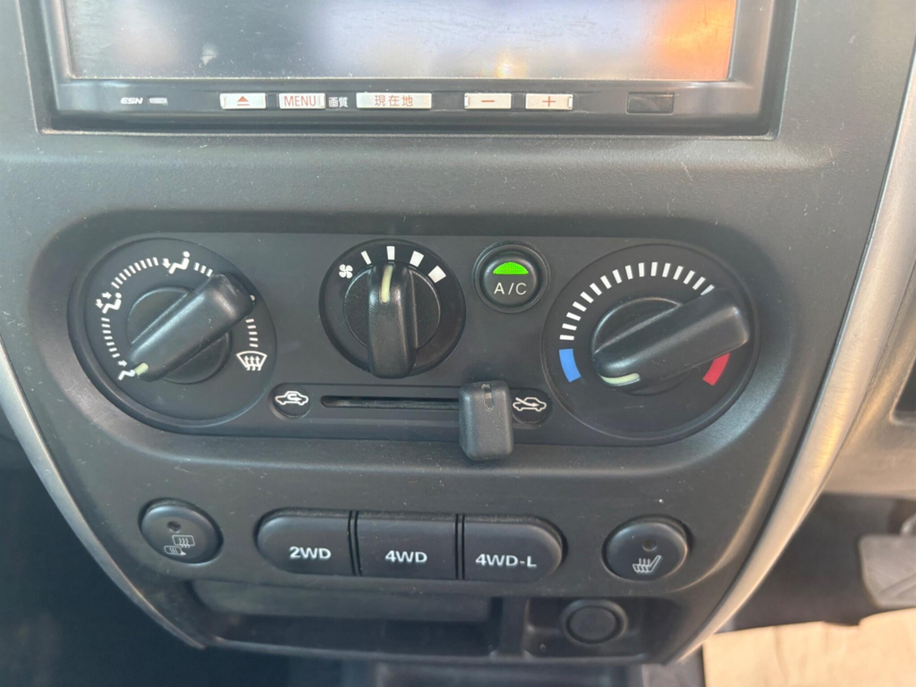 Suzuki Jimny 1.3 Sz4 Suv 162 Gkm, 83 Bhp Grey #18