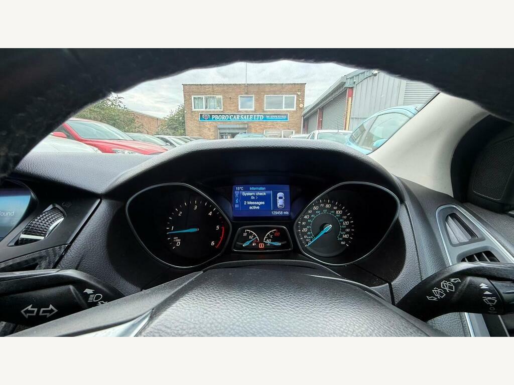 Ford Focus 1.0T Ecoboost Titanium Estate Eu Red #25