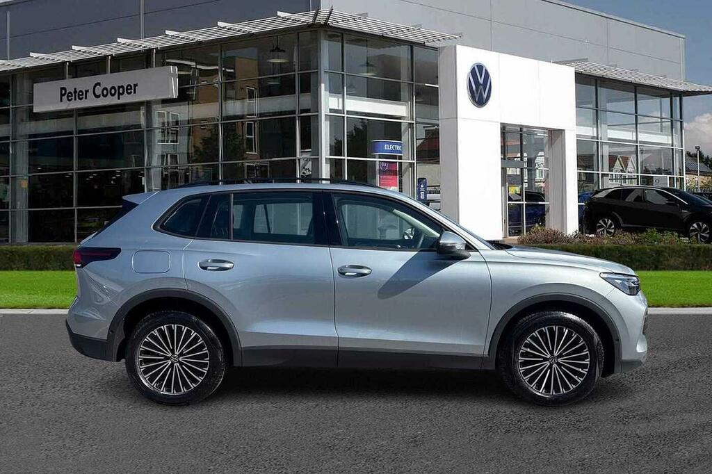 Volkswagen Tiguan 1.5 Etsi 150Ps Life Dsg HY25LZE Silver #4