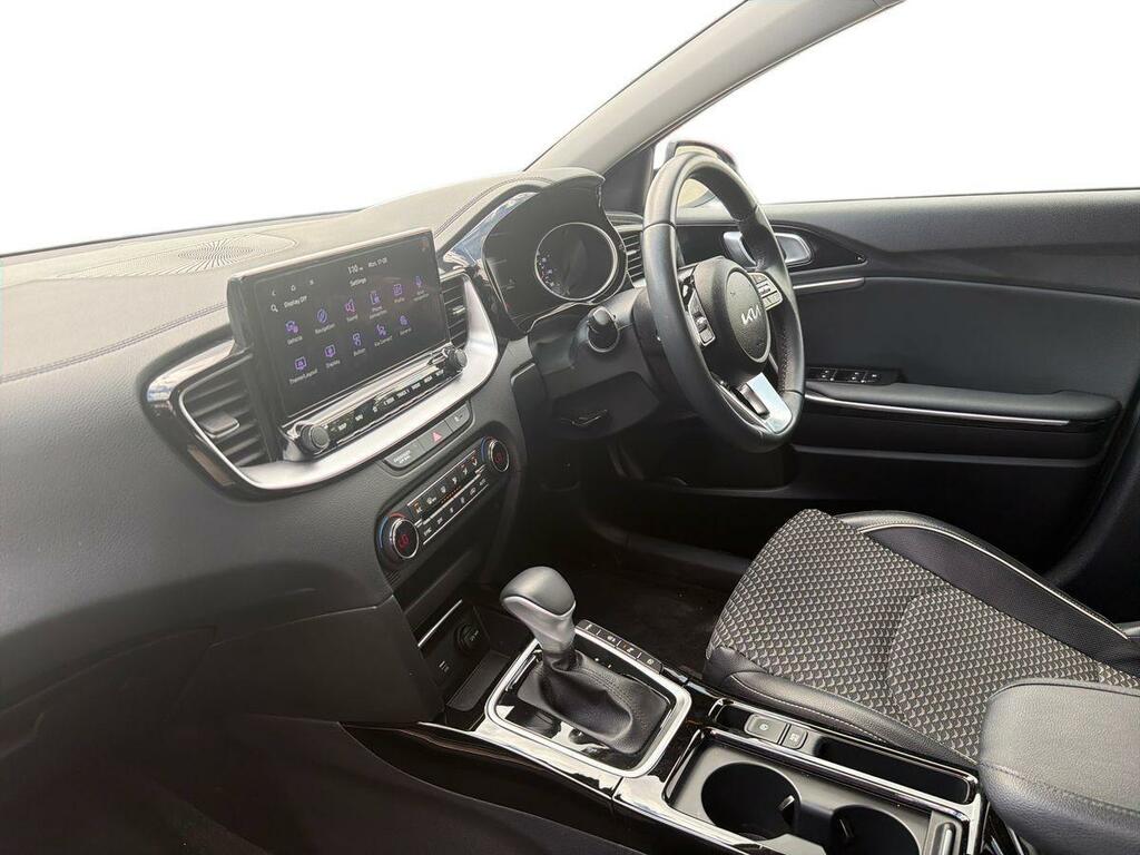 Kia Ceed 1.5 T-gdi Isg 3 White #2