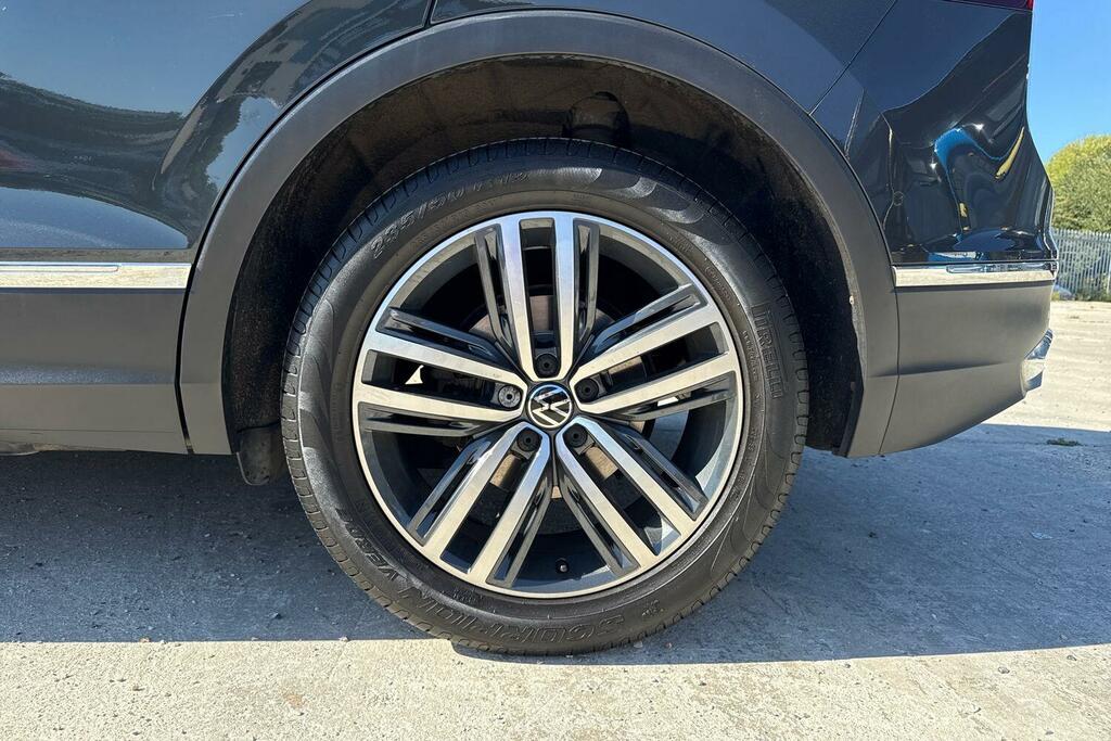Volkswagen Tiguan 1.5 Tsi 150 Elegance Dsg NV22ERX #5