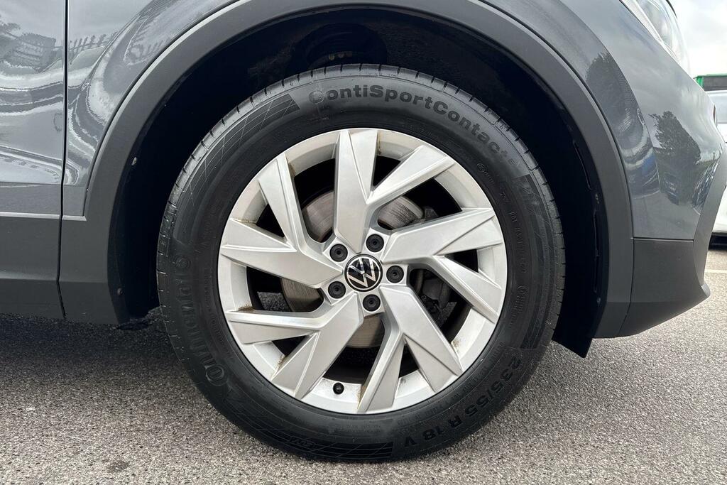 Volkswagen Tiguan 1.5 Tsi 150 Life MM21OKP #5