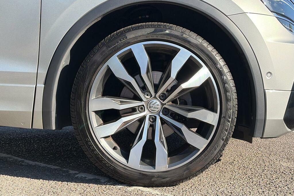 Volkswagen Tiguan 1.5 Tsi Evo 150 R-line Tech Dsg Silver #5