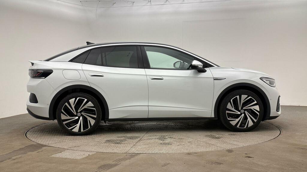 Volkswagen ID.5 150Kw Max Pro Performance 77Kwh White #4
