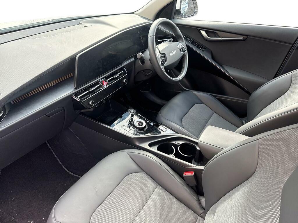 Kia Niro 1.6 Gdi Hev Evolve White #2