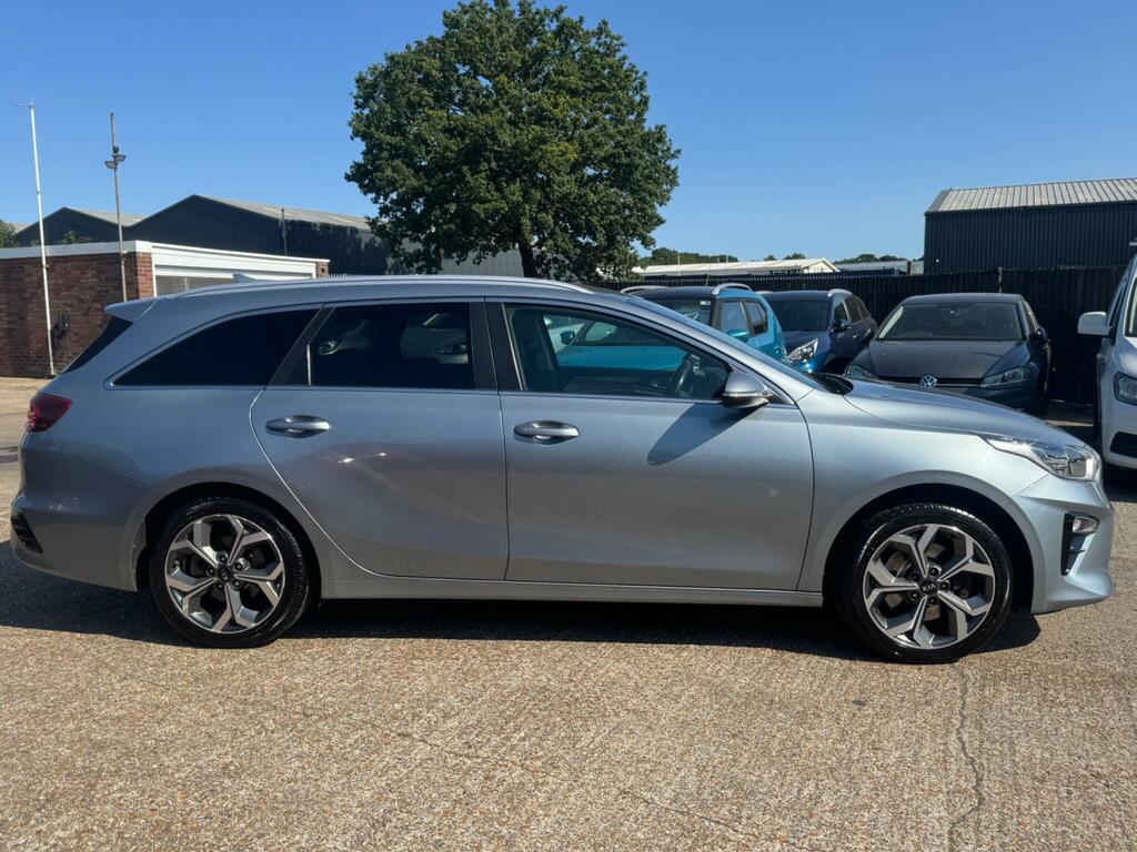 Kia Ceed 1.6 Crdi 3 Sportswagon Euro 6 Ss Silver #4