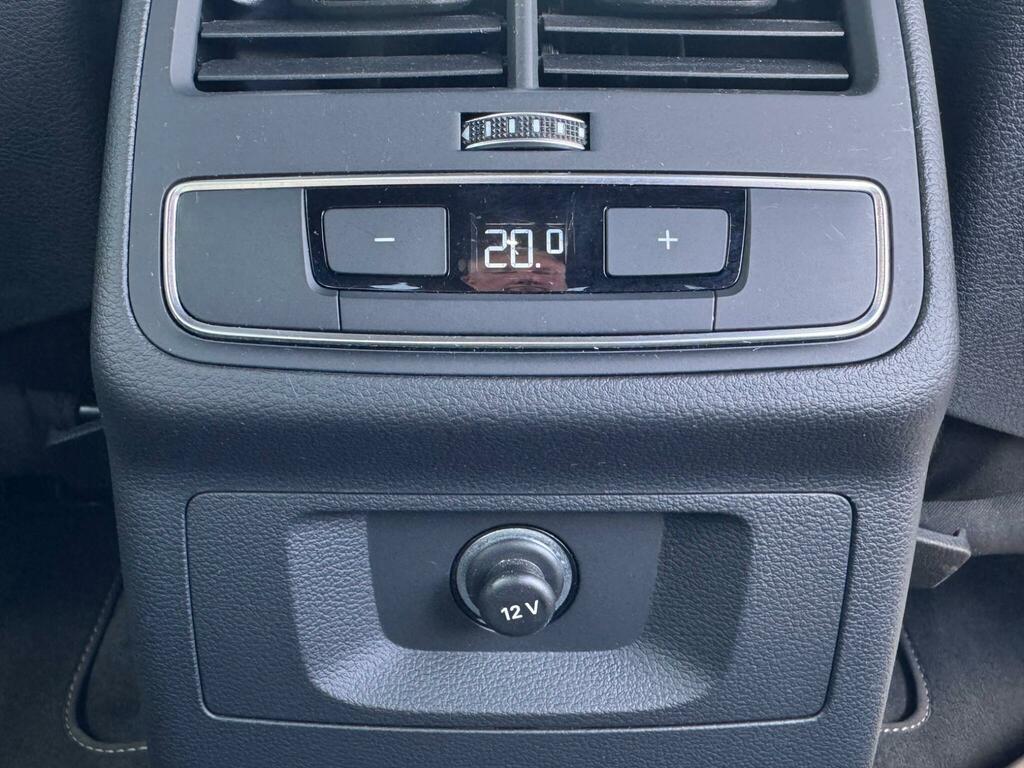 Audi A4 2.0 Tfsi 40 S Line S Tronic Euro 6 4-Door Blue #19