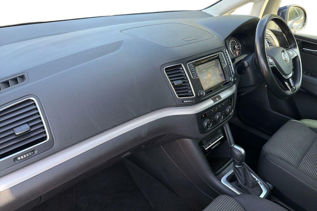 Volkswagen Sharan 1.4 Tsi Se Nav Dsg  #2