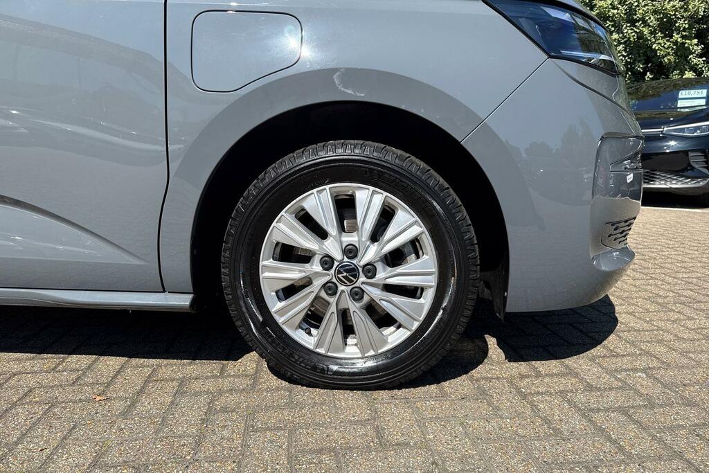 Volkswagen Multivan 1.4 Tsi Ehybrid Life Dsg #5