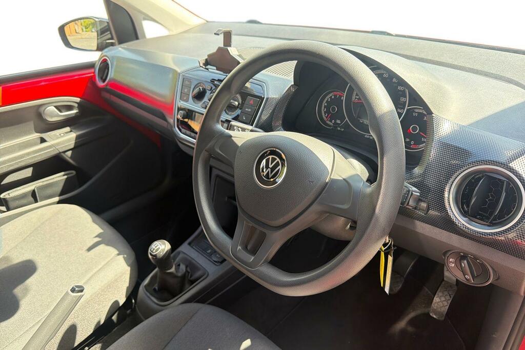 Volkswagen Up 1.0 65Ps Black Edition 5Drwinterpack  #6