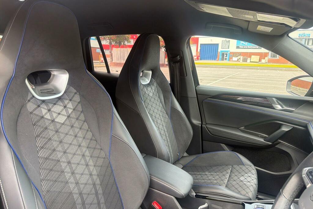 Volkswagen Tiguan R-line Etsi S-a White #25