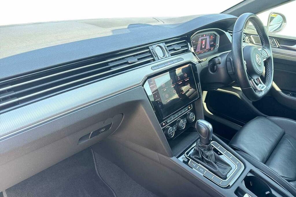 Volkswagen Arteon 2.0 Tsi R-line Dsg White #2