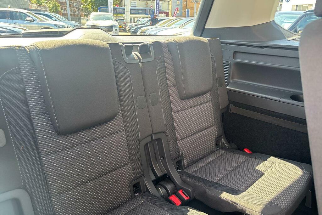 Volkswagen Touran Mpv 1.5 Tsi R-line Evo 150Ps Dsg Grey #22