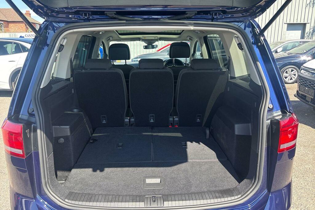 Volkswagen Touran Mpv 1.5 Tsi R-line Evo 150Ps Dsg Grey #11