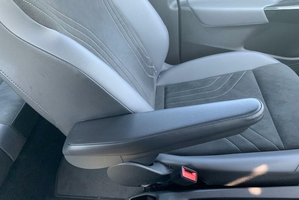 Volkswagen ID.4 109Kw Life Pure 52Kwh Grey #30