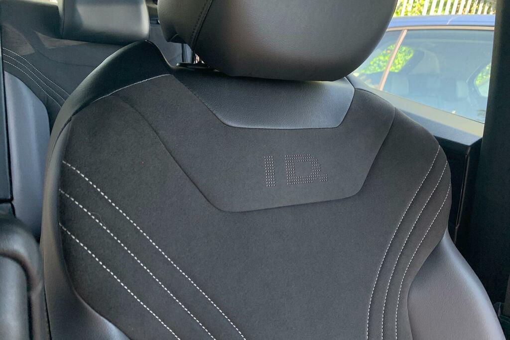Volkswagen ID.4 109Kw Life Pure 52Kwh Grey #25