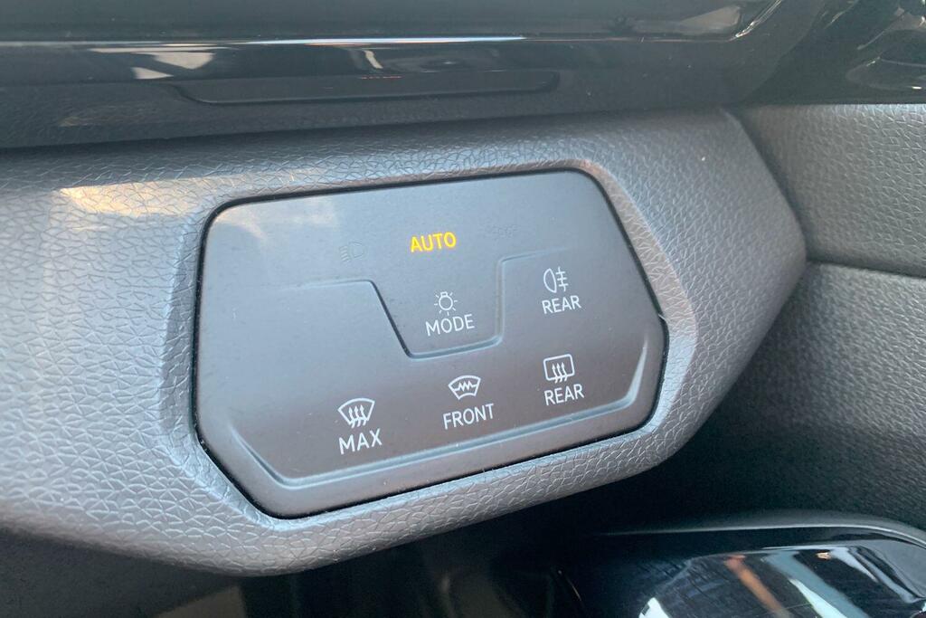 Volkswagen ID.4 109Kw Life Pure 52Kwh Grey #24