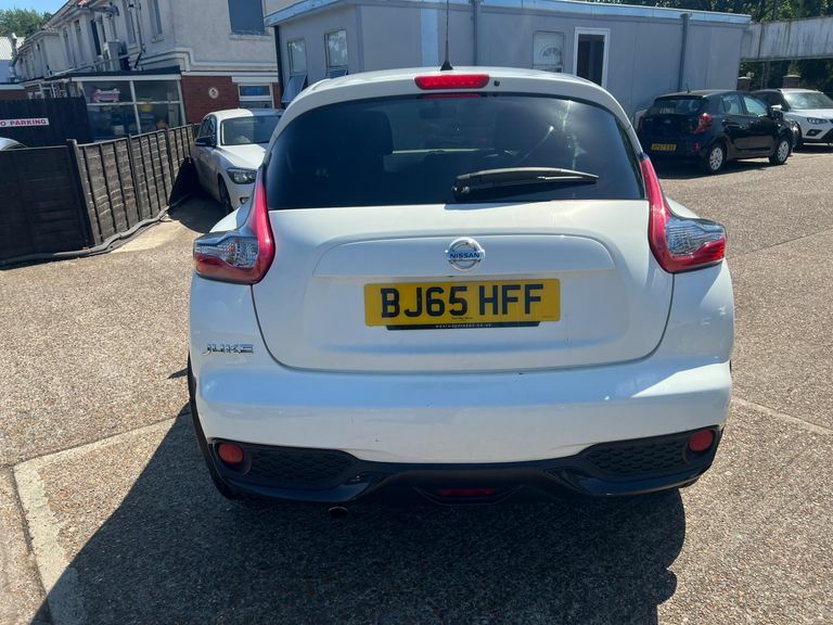 Nissan Juke 1.2 Dig-t Acenta Premium Euro 6 Ss White #6