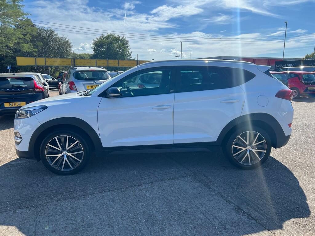 Hyundai Tucson 1.6 T-gdi Go Se Euro 6 White #4