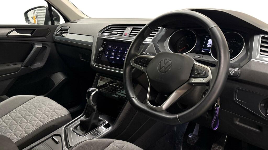 Volkswagen Tiguan 1.5 Tsi 150 R-line Dsg White #6