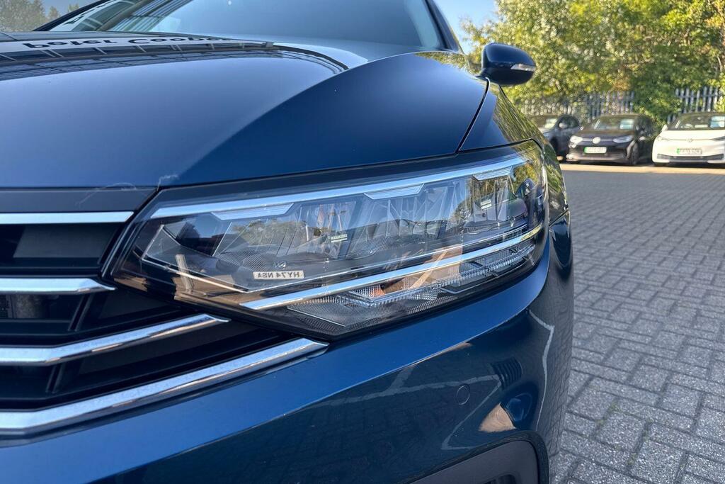 Volkswagen Passat Mk8 2.0Tdi 150Ps R-line Scr Dsg Estate Rear Ca Blue #18