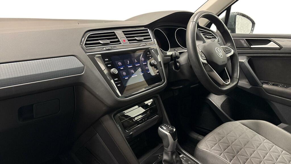 Volkswagen Tiguan 1.5 Tsi 150 Life Dsg Grey #2