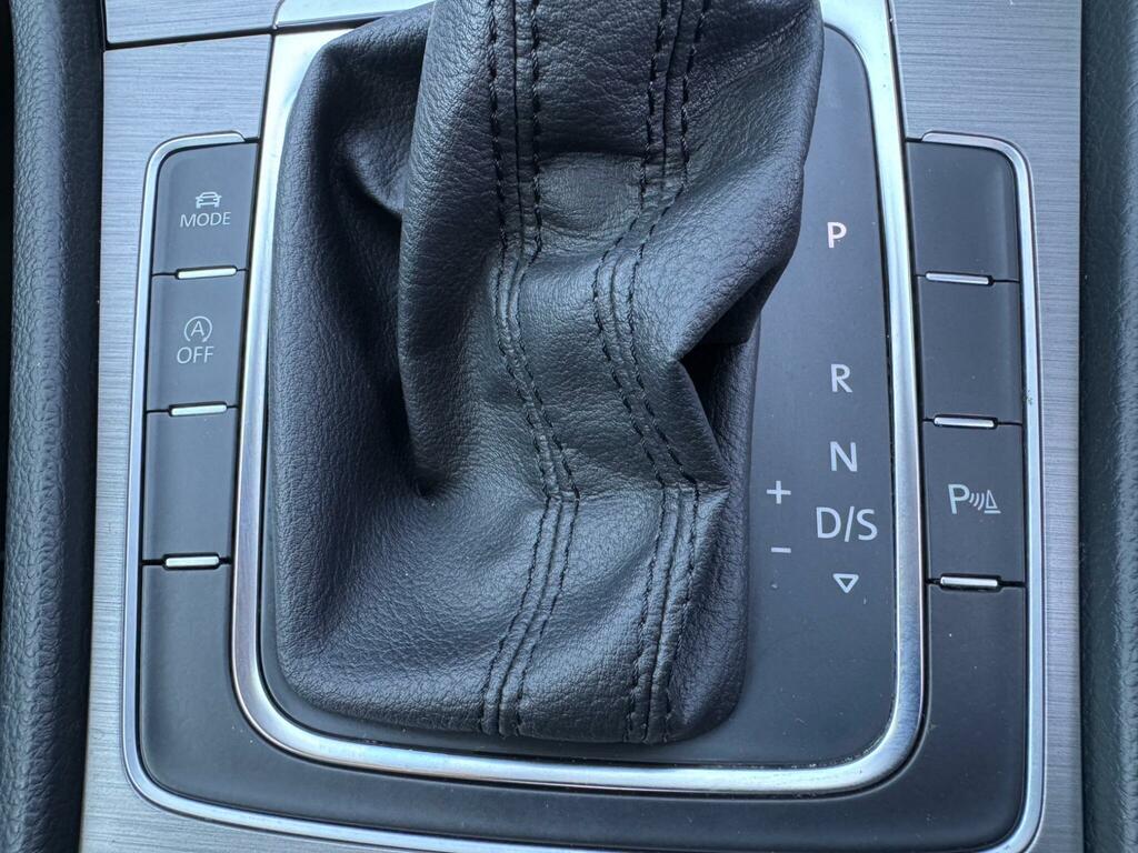 Volkswagen Golf 2.0 R 300 4Wd2owners19pretorias-leather-fsh-2ke Black #17