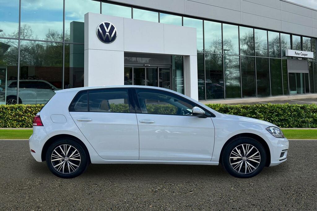 Volkswagen Golf 1.4 Tsi Se Nav Dsg CA18ZWE White #4
