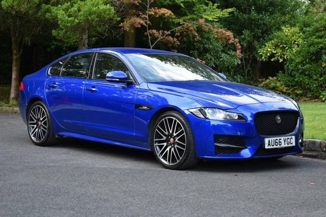 Jaguar XF Jaguar Saloon 2.0D 180 R-sport White #25
