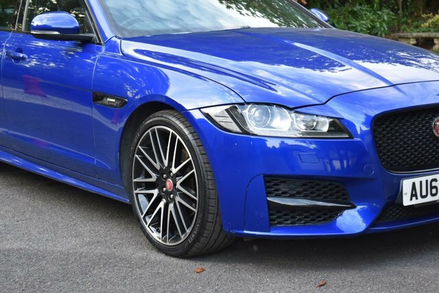 Jaguar XF Jaguar Saloon 2.0D 180 R-sport White #26