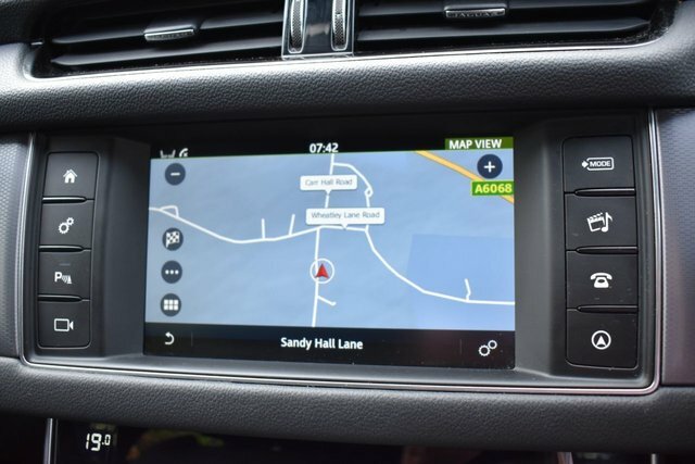 Jaguar XF Jaguar Saloon 2.0D 180 R-sport White #8
