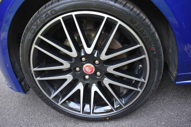 Jaguar XF Jaguar Saloon 2.0D 180 R-sport White #33