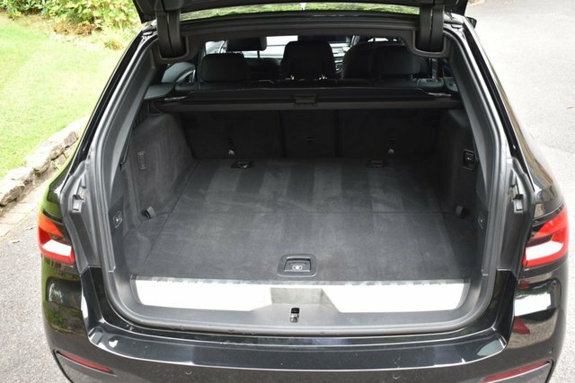 BMW 5 Series 2.0 530E 12Kwh M Sport Touring Plug-in Black #24