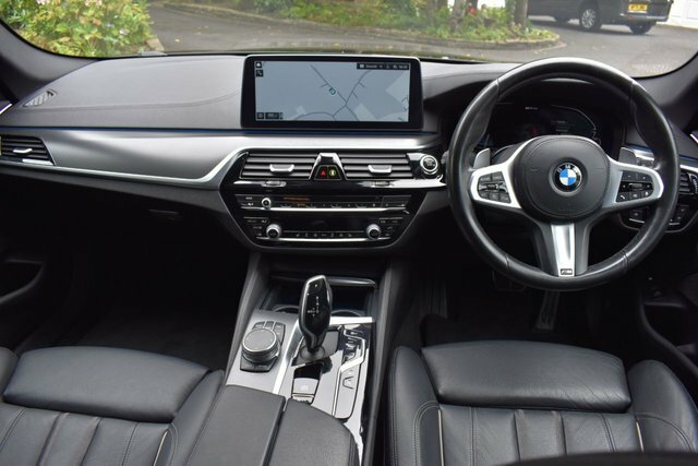 BMW 5 Series 2.0 530E 12Kwh M Sport Touring Plug-in Black #5