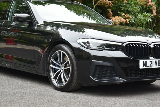BMW 5 Series 2.0 530E 12Kwh M Sport Touring Plug-in Black #35