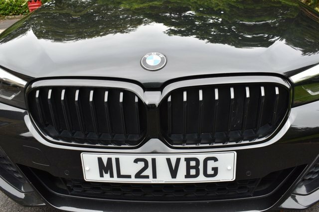 BMW 5 Series 2.0 530E 12Kwh M Sport Touring Plug-in Black #55