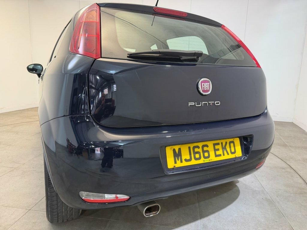 Fiat Punto Hatchback 1.2 Pop Euro 6 201666 Black #35