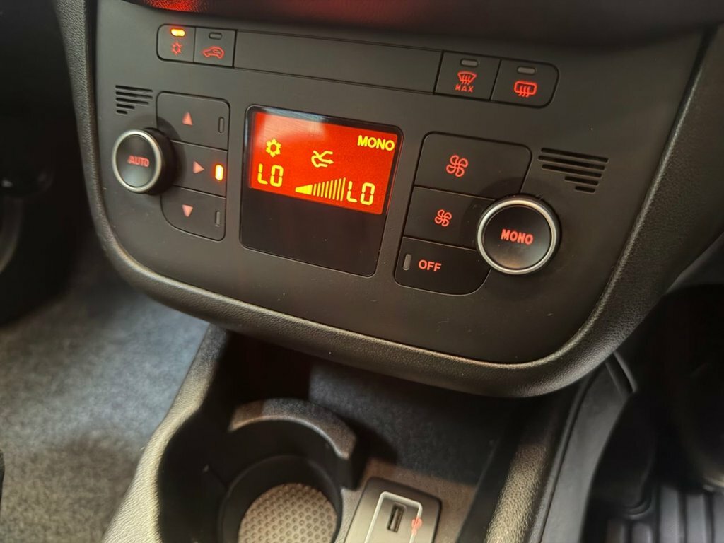 Fiat Punto Hatchback 1.2 Pop Euro 6 201666 Black #21