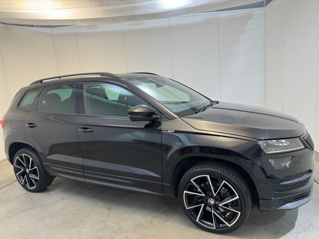 Skoda Karoq 1.5L Sportline Black #4