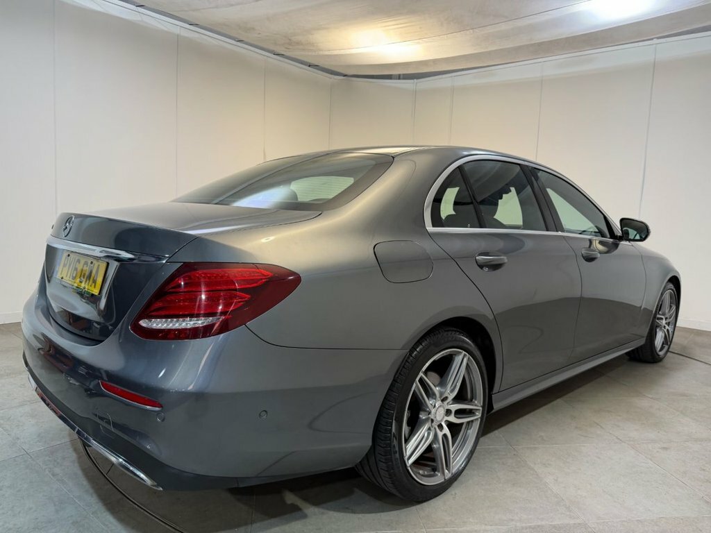 Mercedes-Benz E Class 2L Amg Line Grey #4