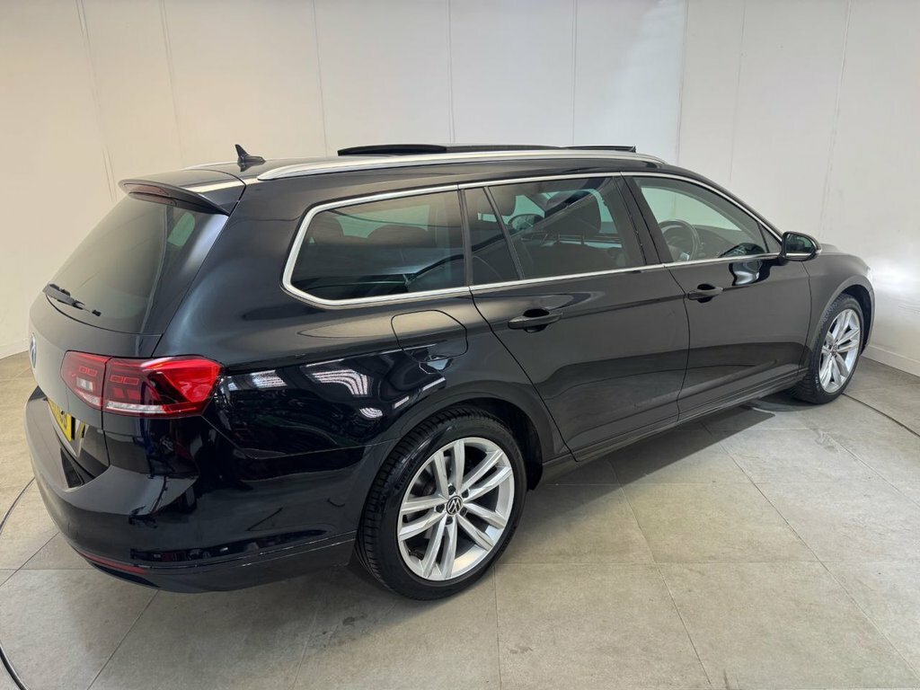 Volkswagen Passat 1.5L Sel Black #4