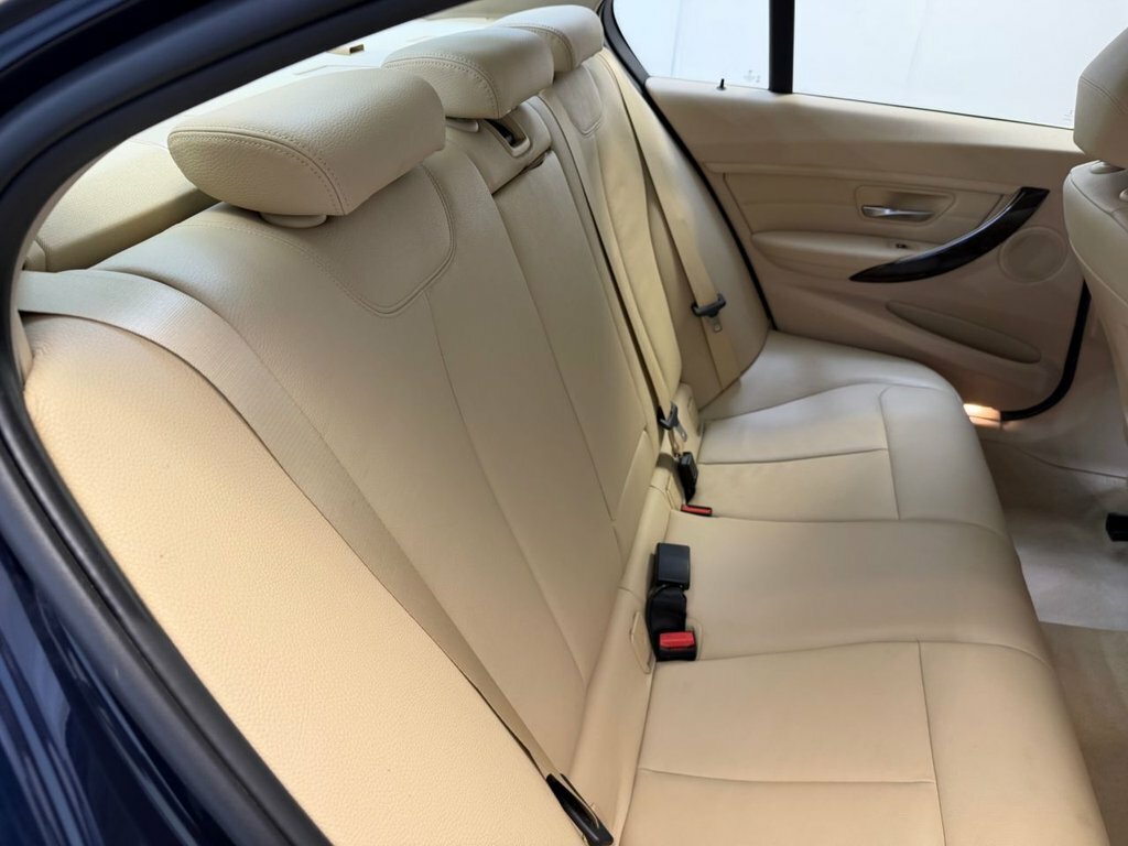 BMW 3 Series Estate 320D Sport Touring 2014 Black #35