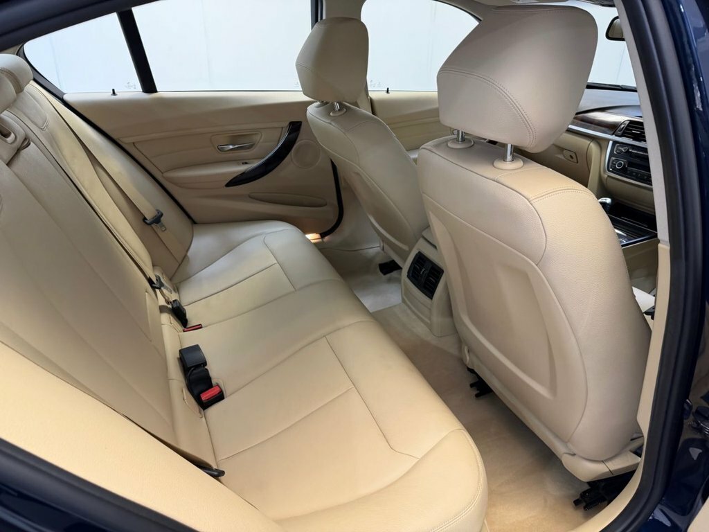 BMW 3 Series Estate 320D Sport Touring 2014 Black #47