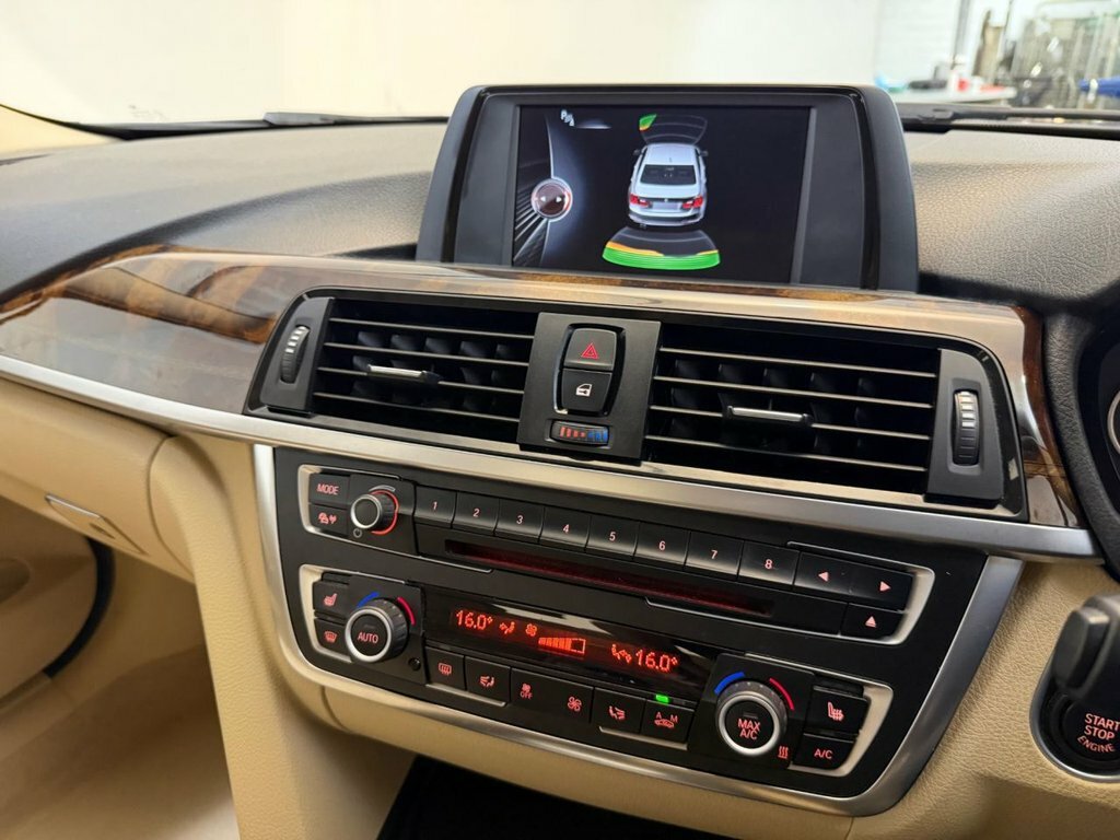 BMW 3 Series Estate 320D Sport Touring 2014 Black #22