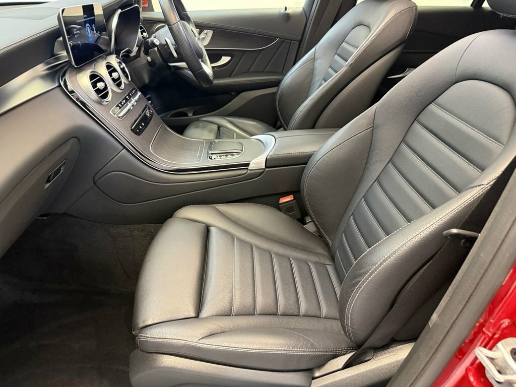 Mercedes-Benz GLC Class 2.0 Glc300de 13.5Kwh Amg Line Premium Suv Di #17